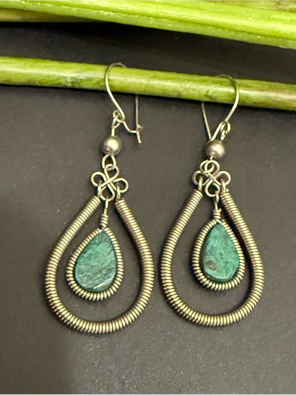 Vintage Handcrafted Silver-tone Malachite Coiled Wire Dangle Earrings